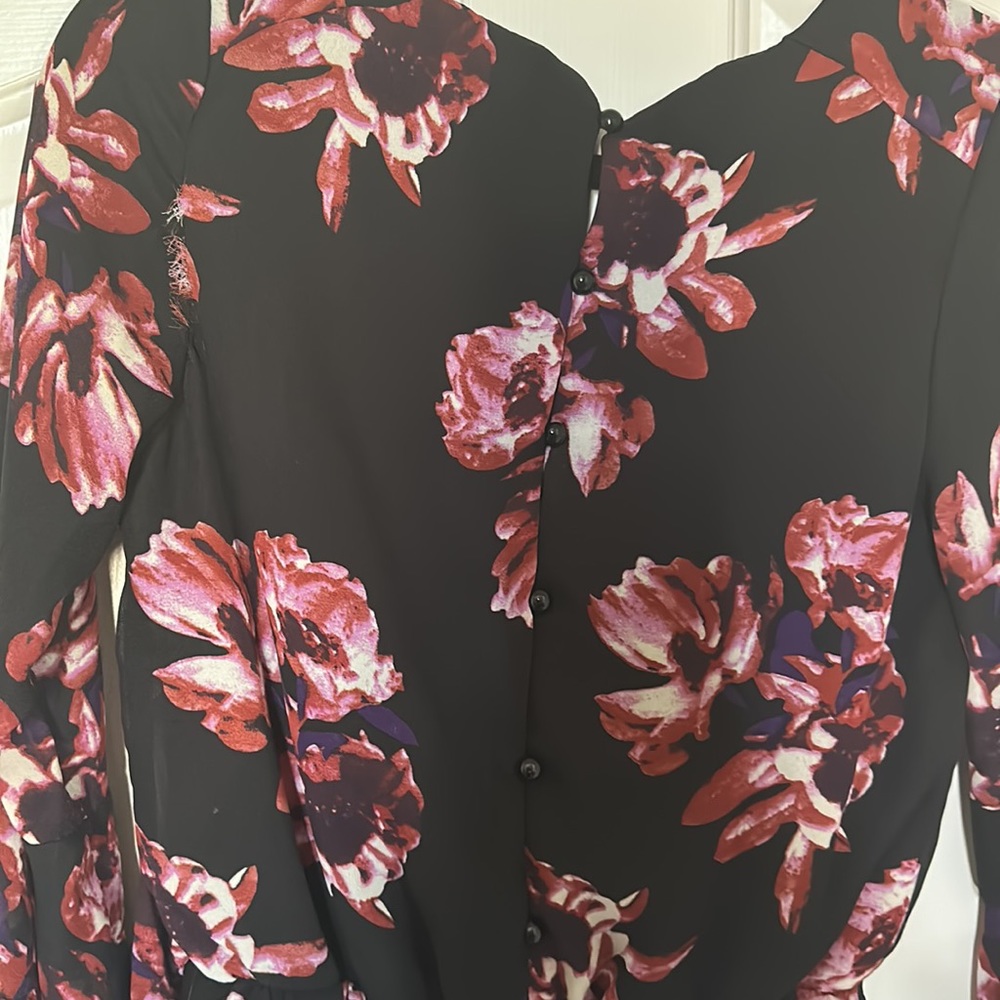 Ruffle romper - Picture 2 of 3